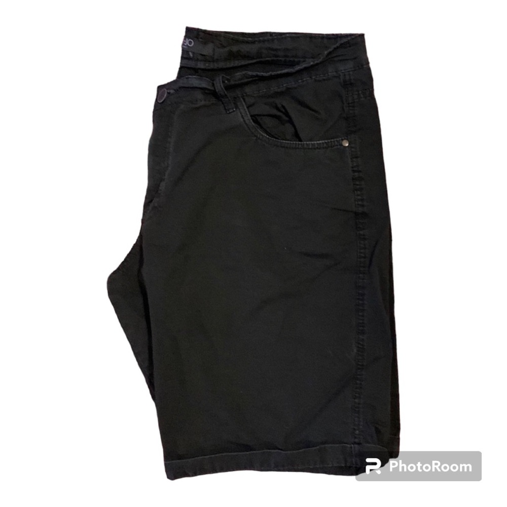 2/$14 💀 | Liu Jo | Black Denim Shorts | Men’s Size 38